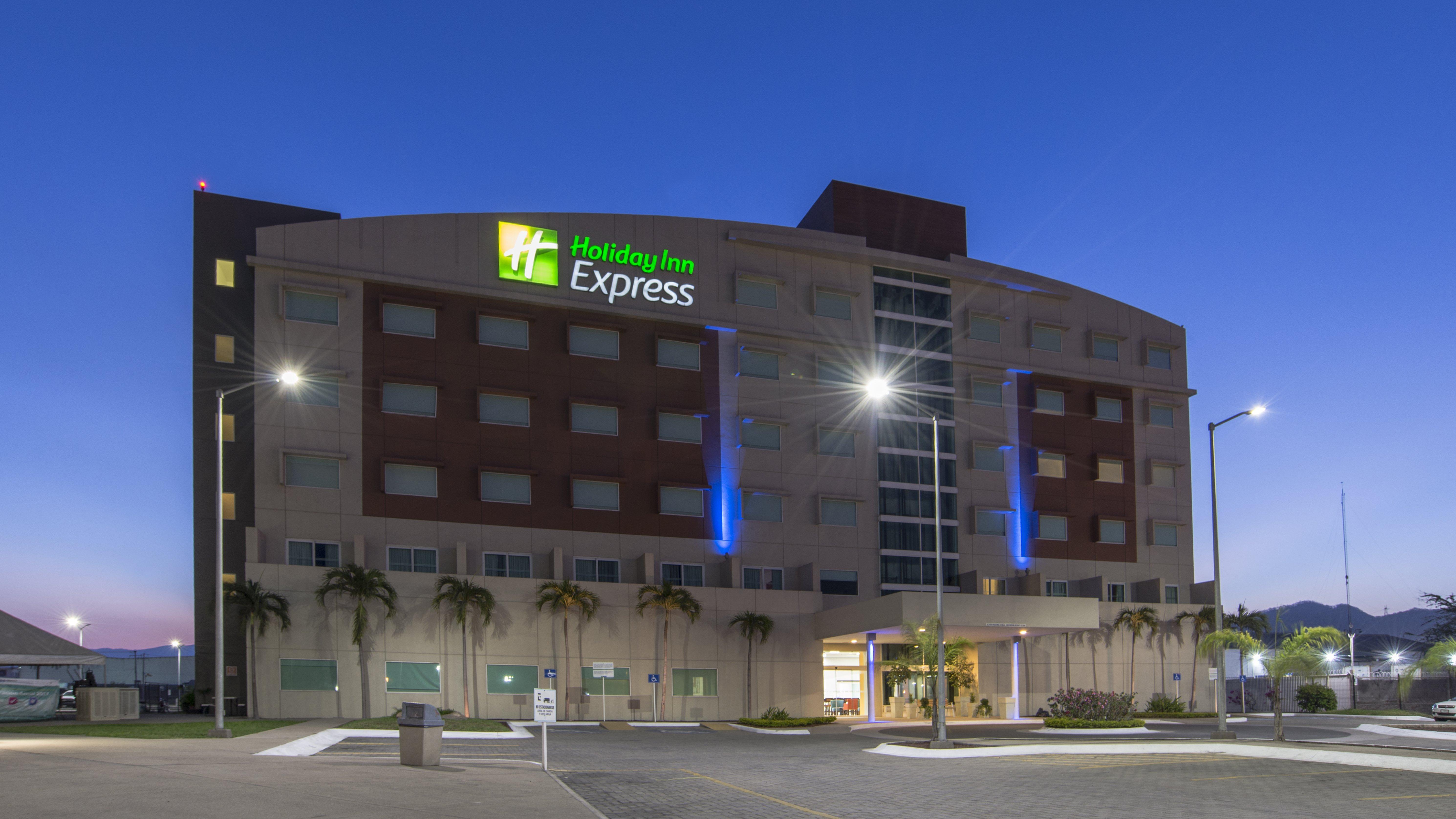 Holiday Inn Express Manzanillo By Ihg Bagian luar foto