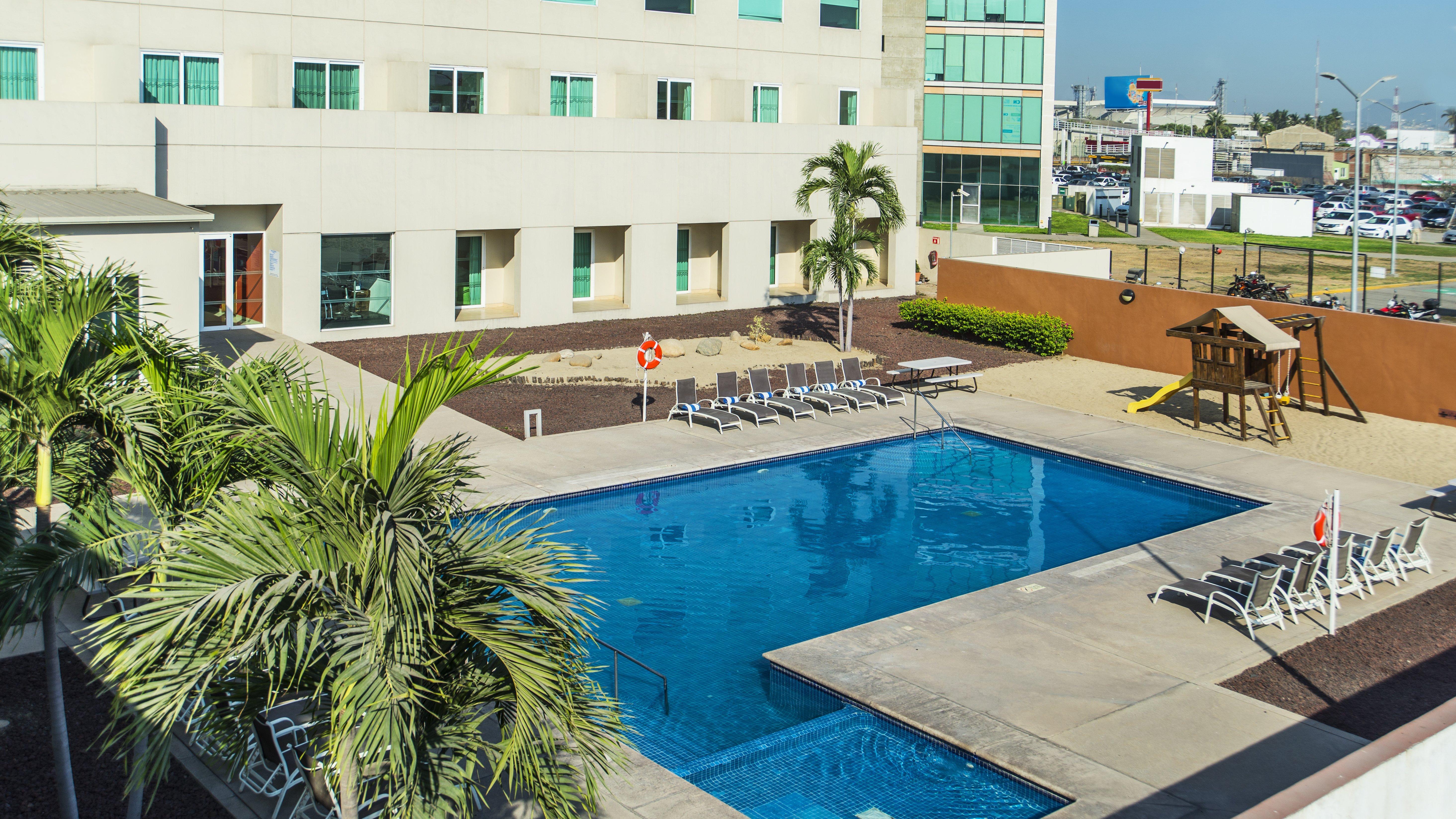 Holiday Inn Express Manzanillo, An Ihg Hotel Bagian luar foto