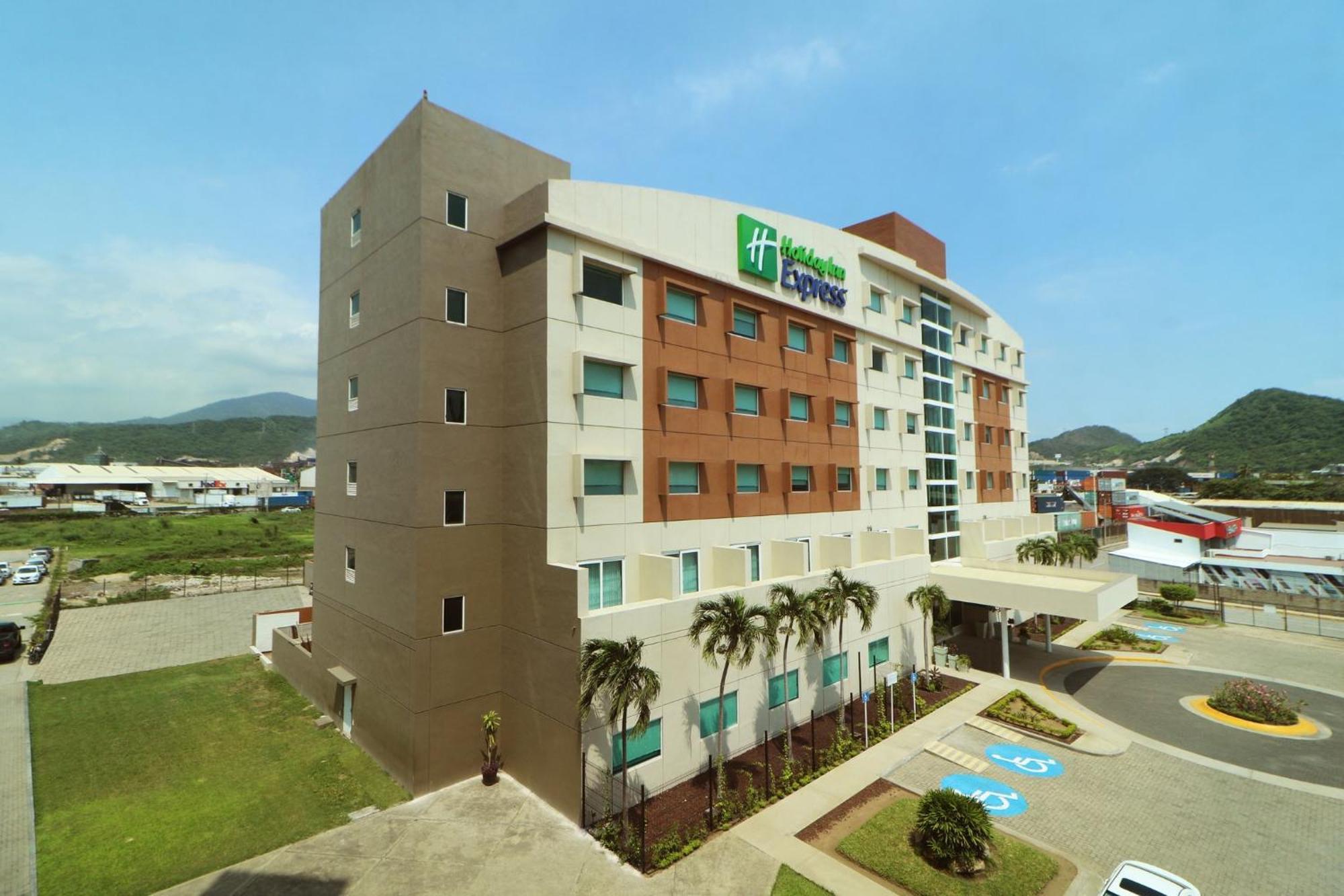 Holiday Inn Express Manzanillo By Ihg Bagian luar foto