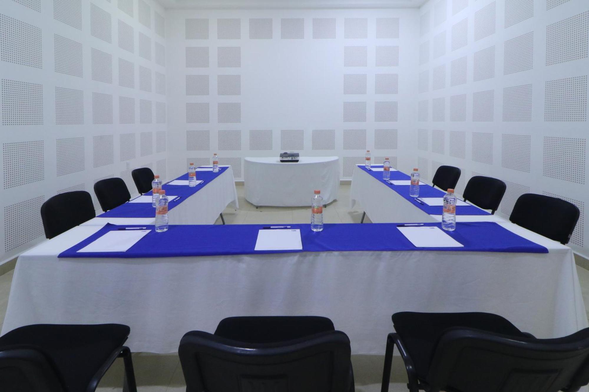 Holiday Inn Express Manzanillo By Ihg Bagian luar foto