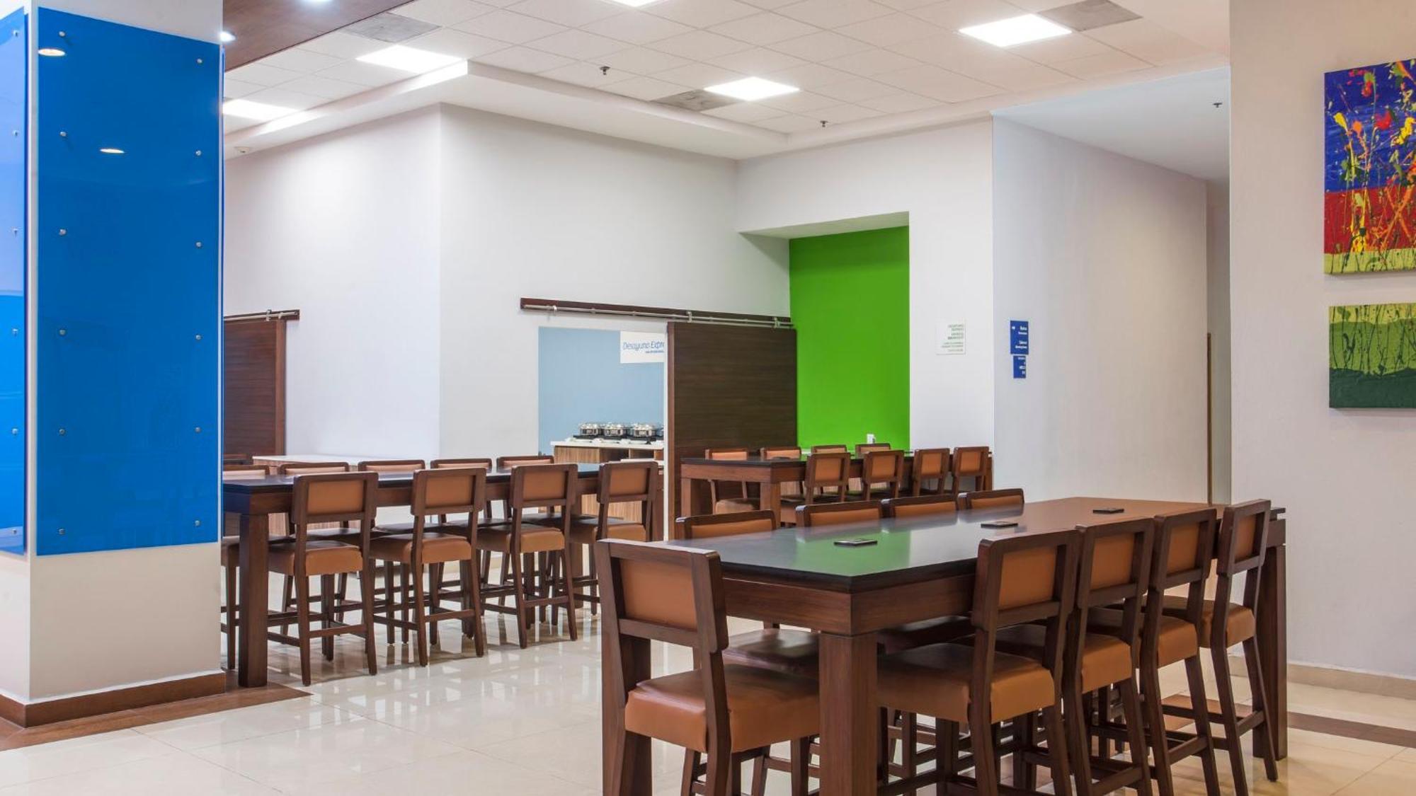 Holiday Inn Express Manzanillo By Ihg Bagian luar foto