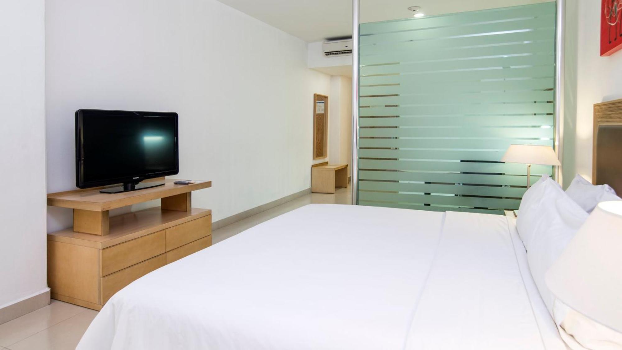 Holiday Inn Express Manzanillo By Ihg Bagian luar foto
